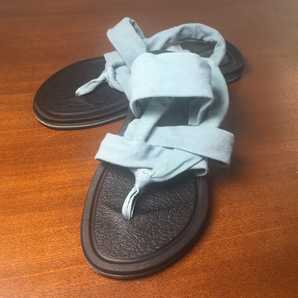 Sanuk women’s sandals